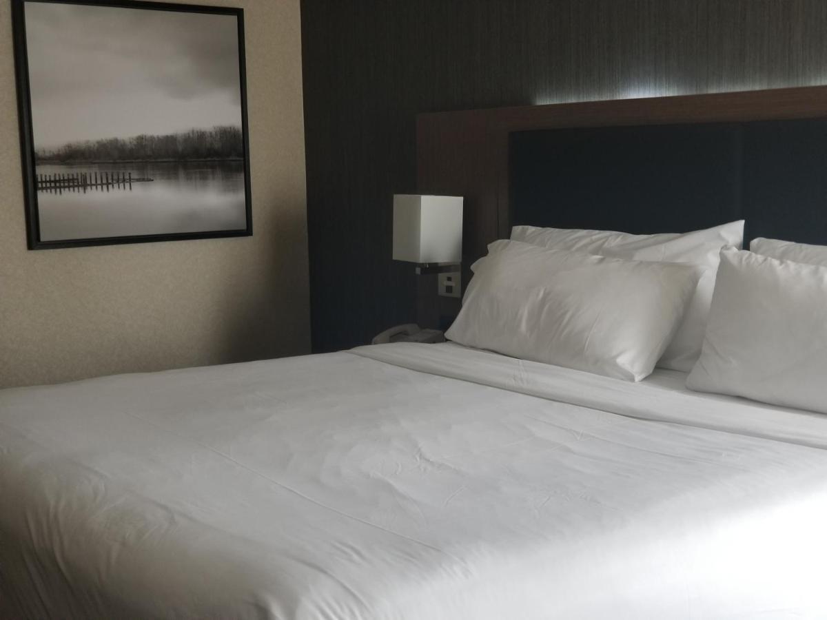 Holiday Inn Express Edmonton Downtown By Ihg Extérieur photo