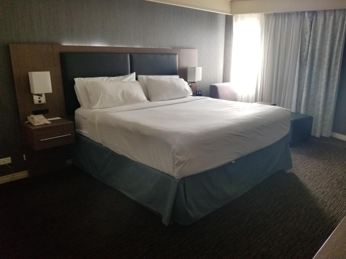 Holiday Inn Express Edmonton Downtown By Ihg Extérieur photo