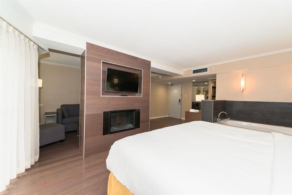 Holiday Inn Express Edmonton Downtown By Ihg Extérieur photo