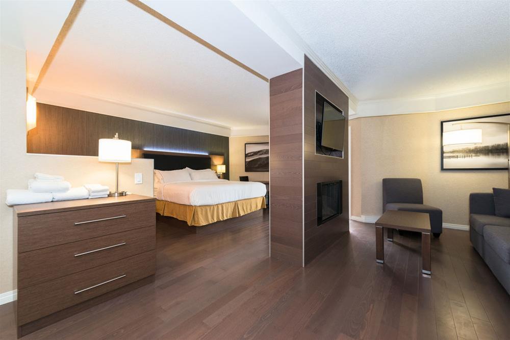Holiday Inn Express Edmonton Downtown By Ihg Extérieur photo