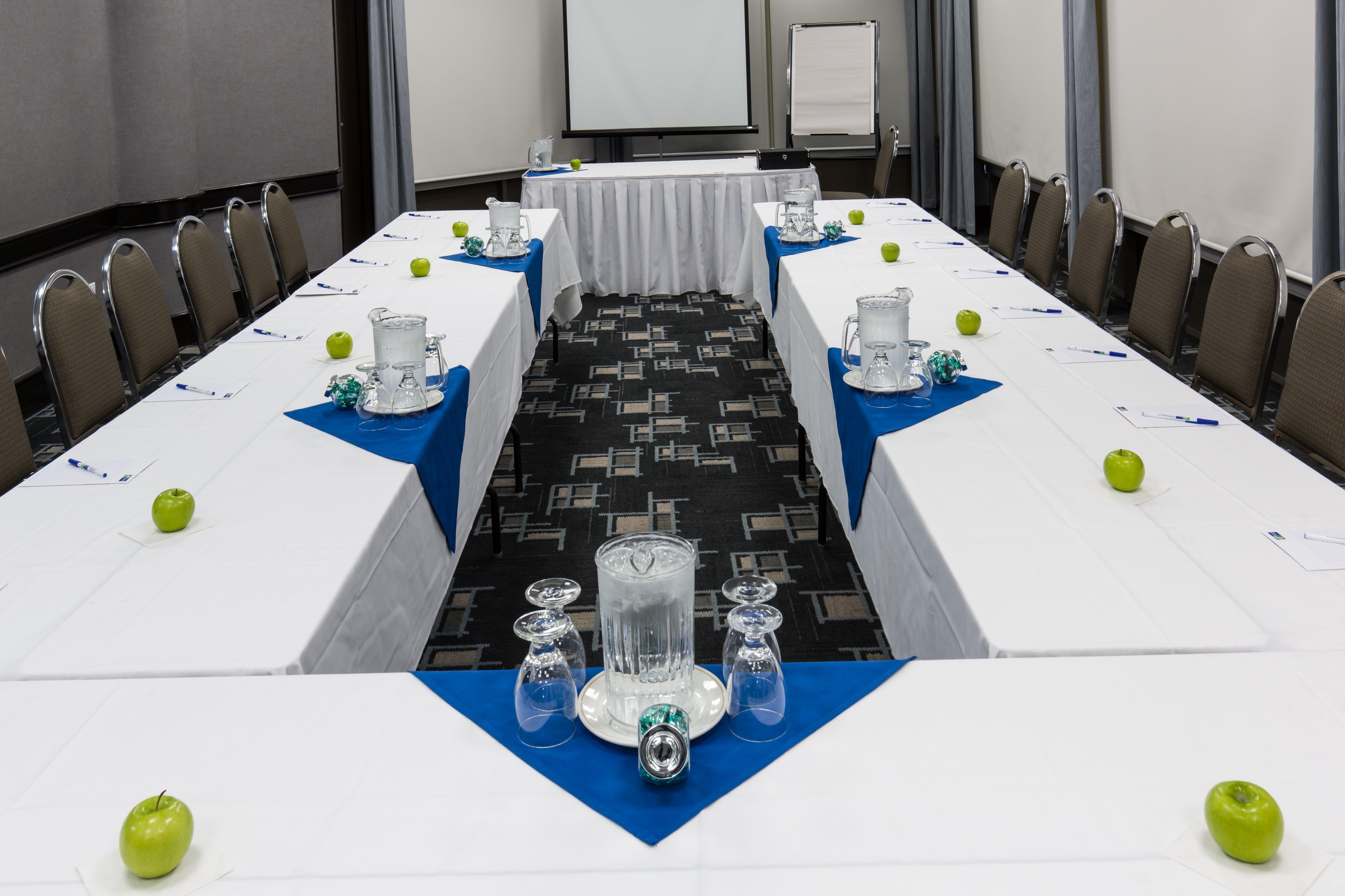 Holiday Inn Express Edmonton Downtown By Ihg Extérieur photo