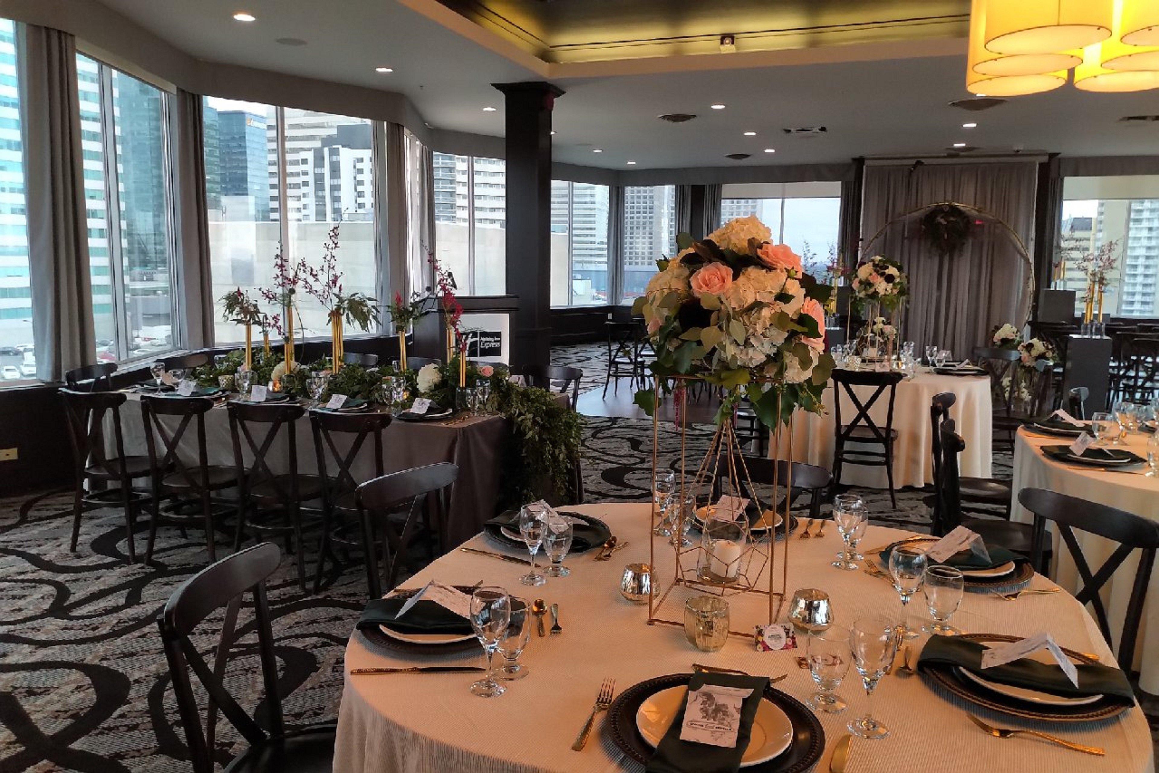 Holiday Inn Express Edmonton Downtown By Ihg Extérieur photo