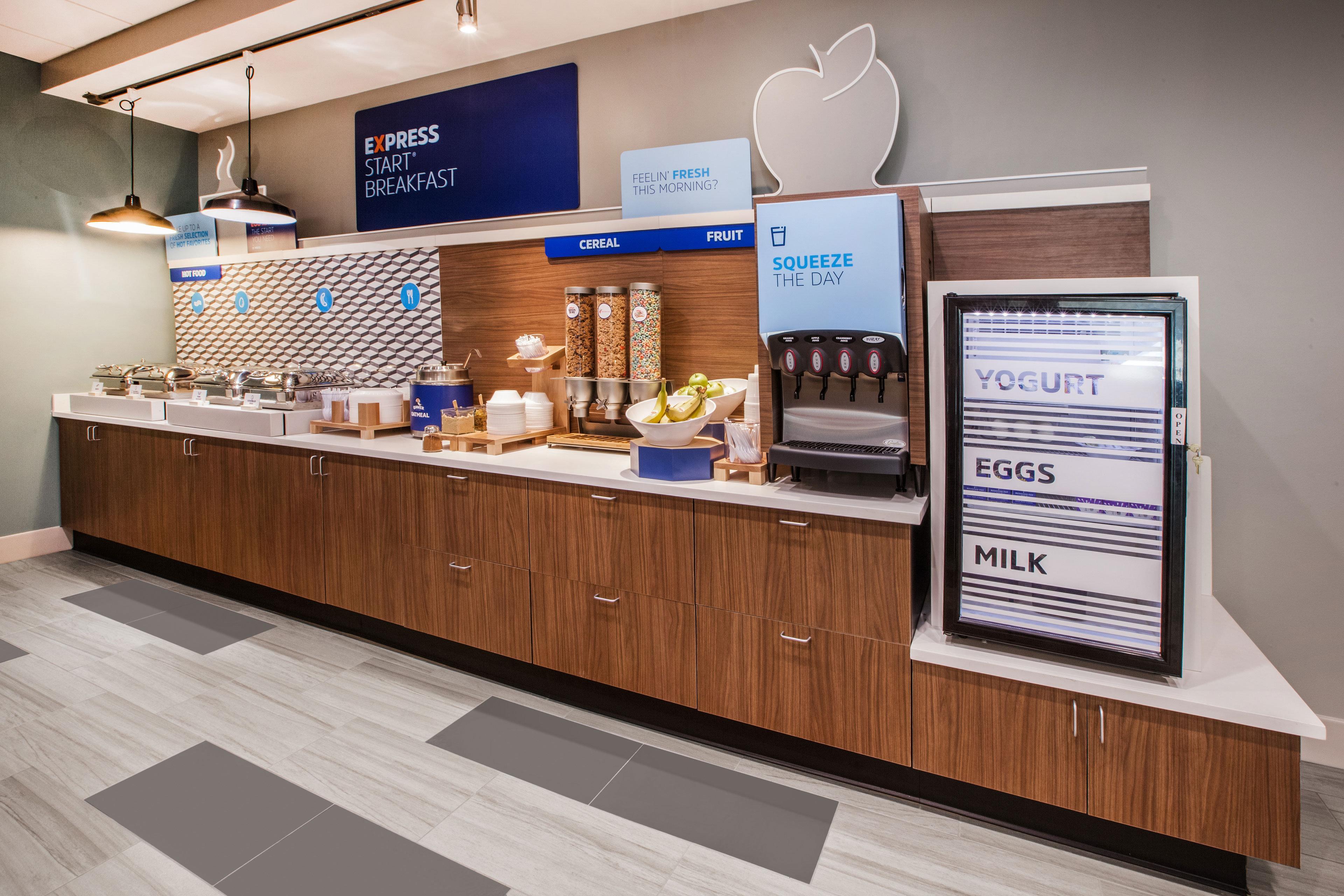 Holiday Inn Express Edmonton Downtown By Ihg Extérieur photo