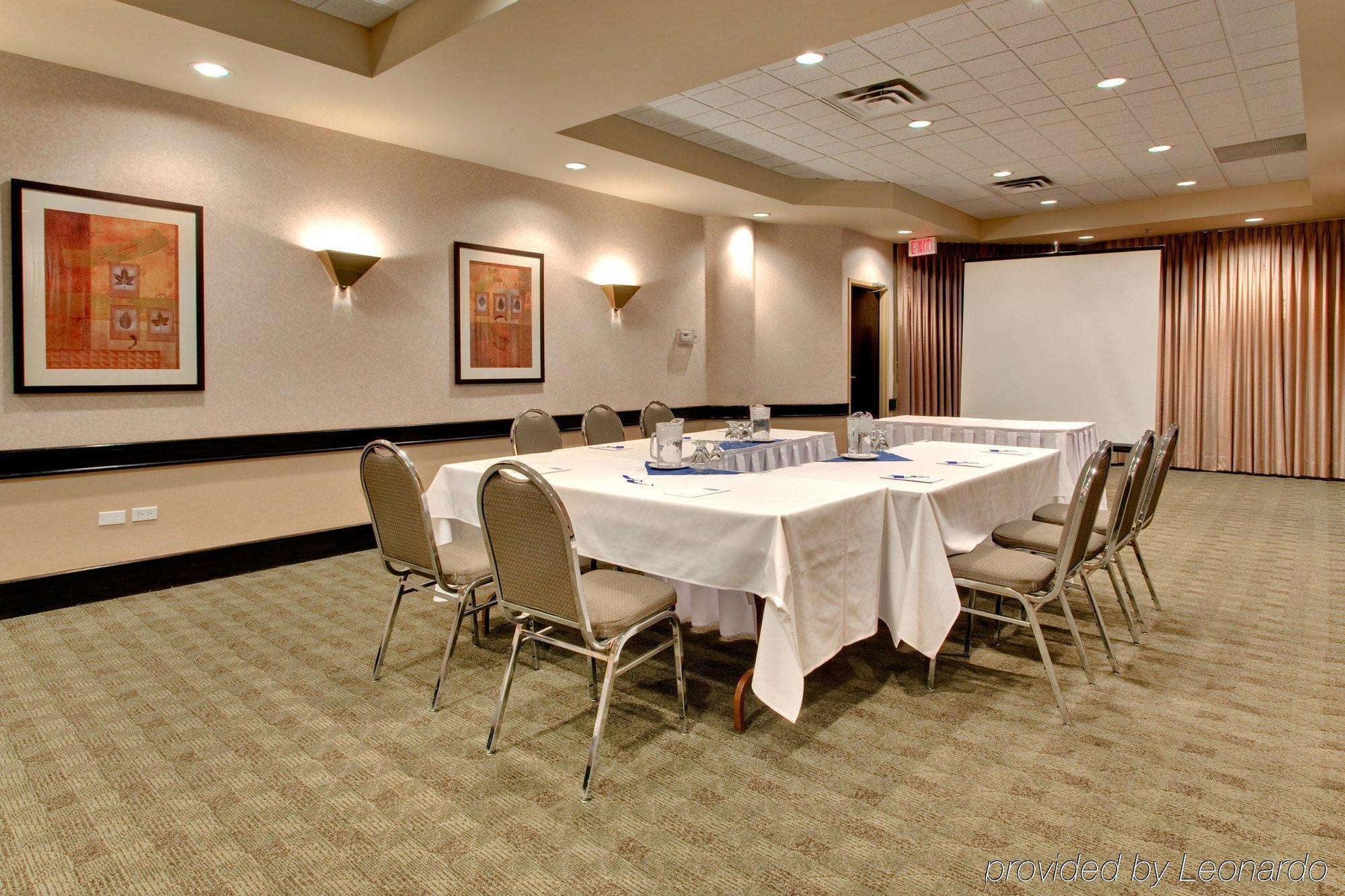 Holiday Inn Express Edmonton Downtown By Ihg Extérieur photo