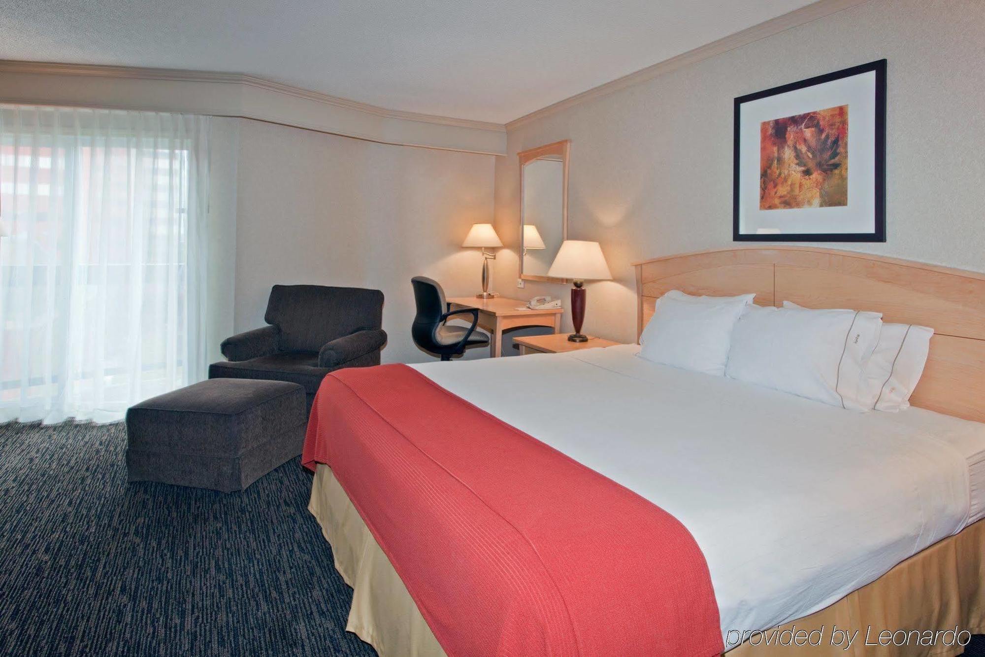 Holiday Inn Express Edmonton Downtown By Ihg Extérieur photo